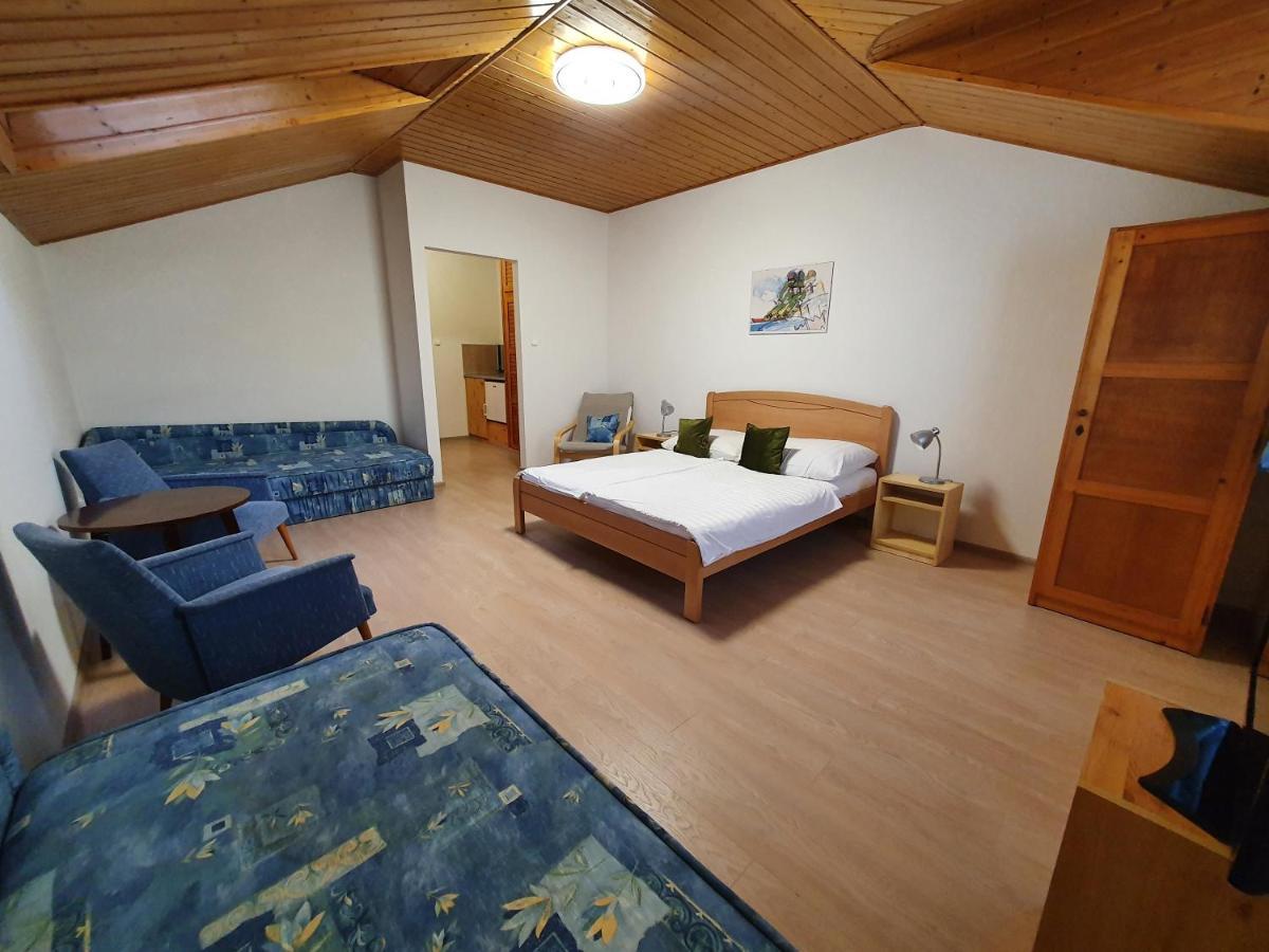 Arizona Apartman Siofok Exterior photo