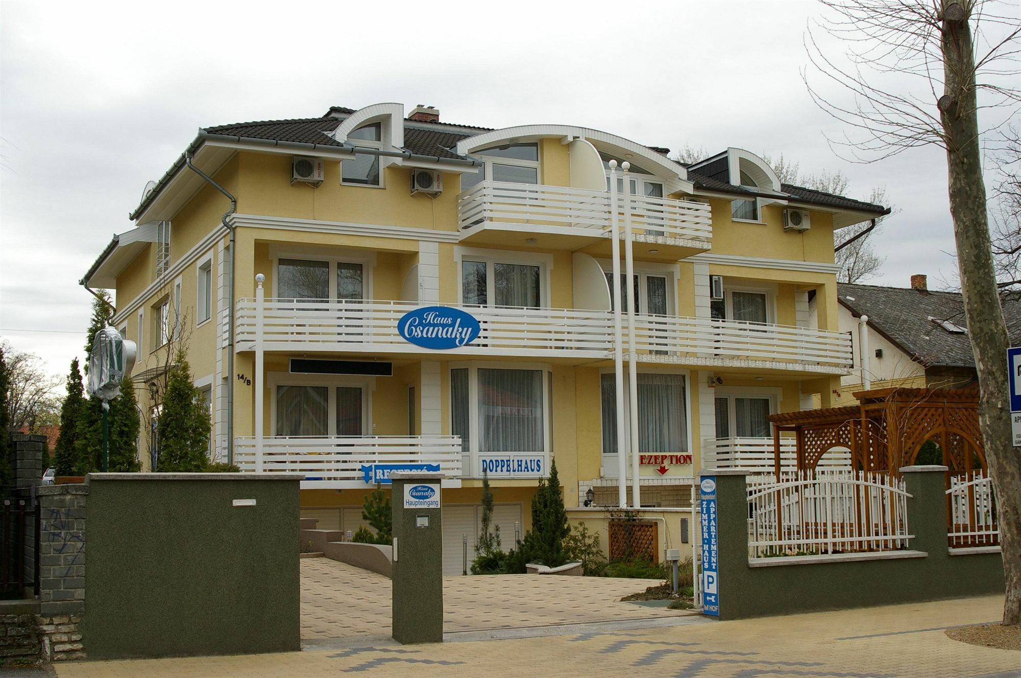 Arizona Apartman Siofok Exterior photo
