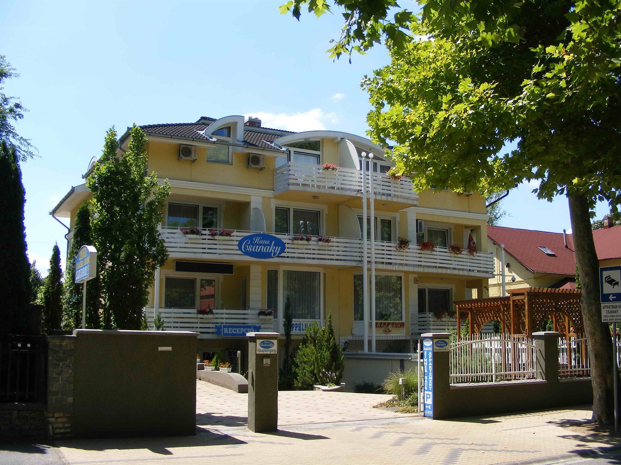Arizona Apartman Siofok Exterior photo